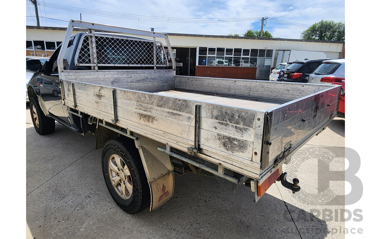 9/2007 Mitsubishi Triton GL ML C/Chas Grey 2.4L