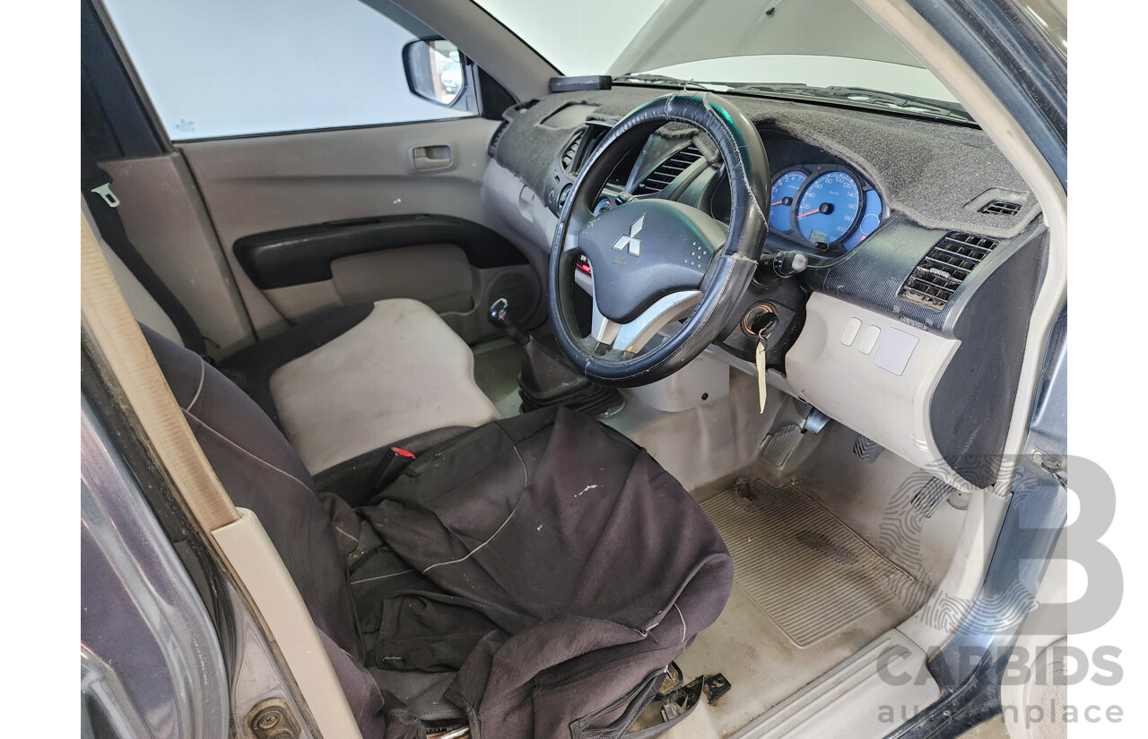 9/2007 Mitsubishi Triton GL ML C/Chas Grey 2.4L