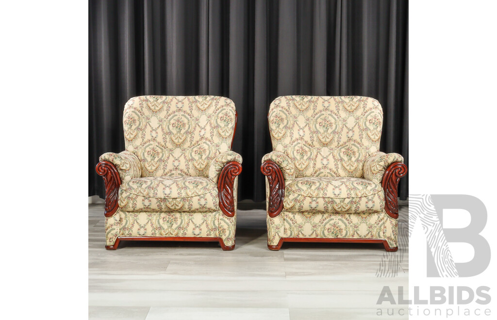 Timber Framed Three Piece Fabric Lounge Suite