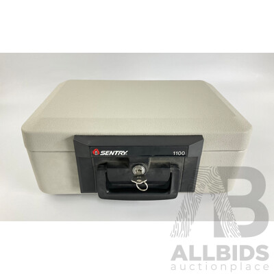 Sentry 1100 Lockable Fireproof Security Case Sentry 1100 Lockable Fireproof Security Case