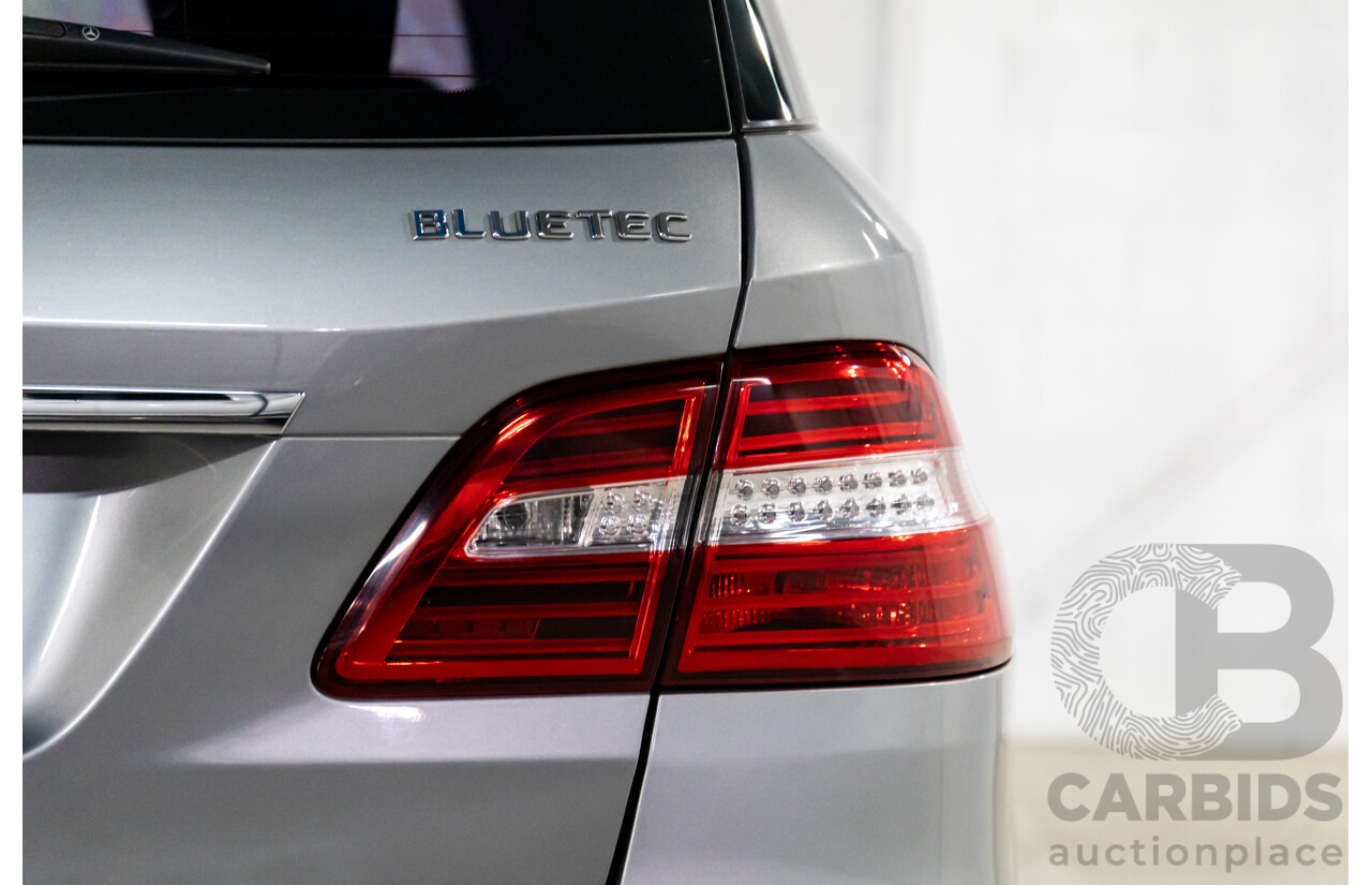 8/2014 Mercedes-Benz ML 250 CDI Bluetec (4x4) 166 4d Wagon Palladium Silver Metallic Turbo Diesel 2.1L