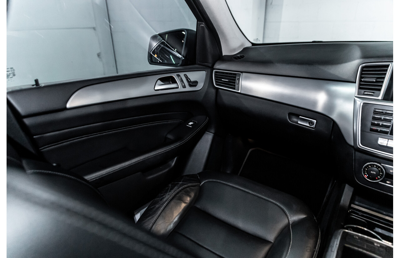 8/2014 Mercedes-Benz ML 250 CDI Bluetec (4x4) 166 4d Wagon Palladium Silver Metallic Turbo Diesel 2.1L