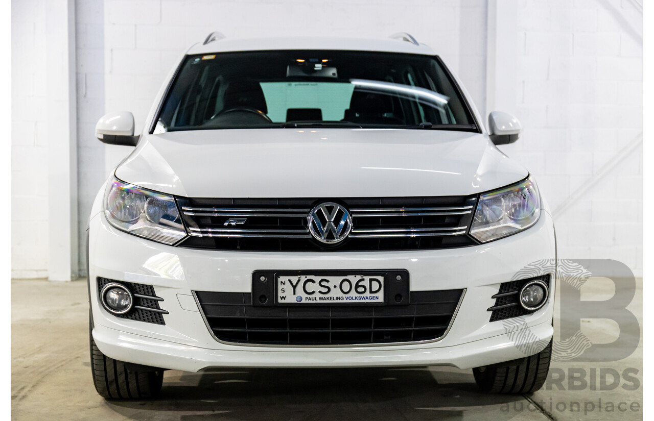 11/2014 Volkswagen Tiguan 130 TDI R-Line (4x4) 5NC MY15 4d Wagon Pure White Turbo Diesel 2.0L