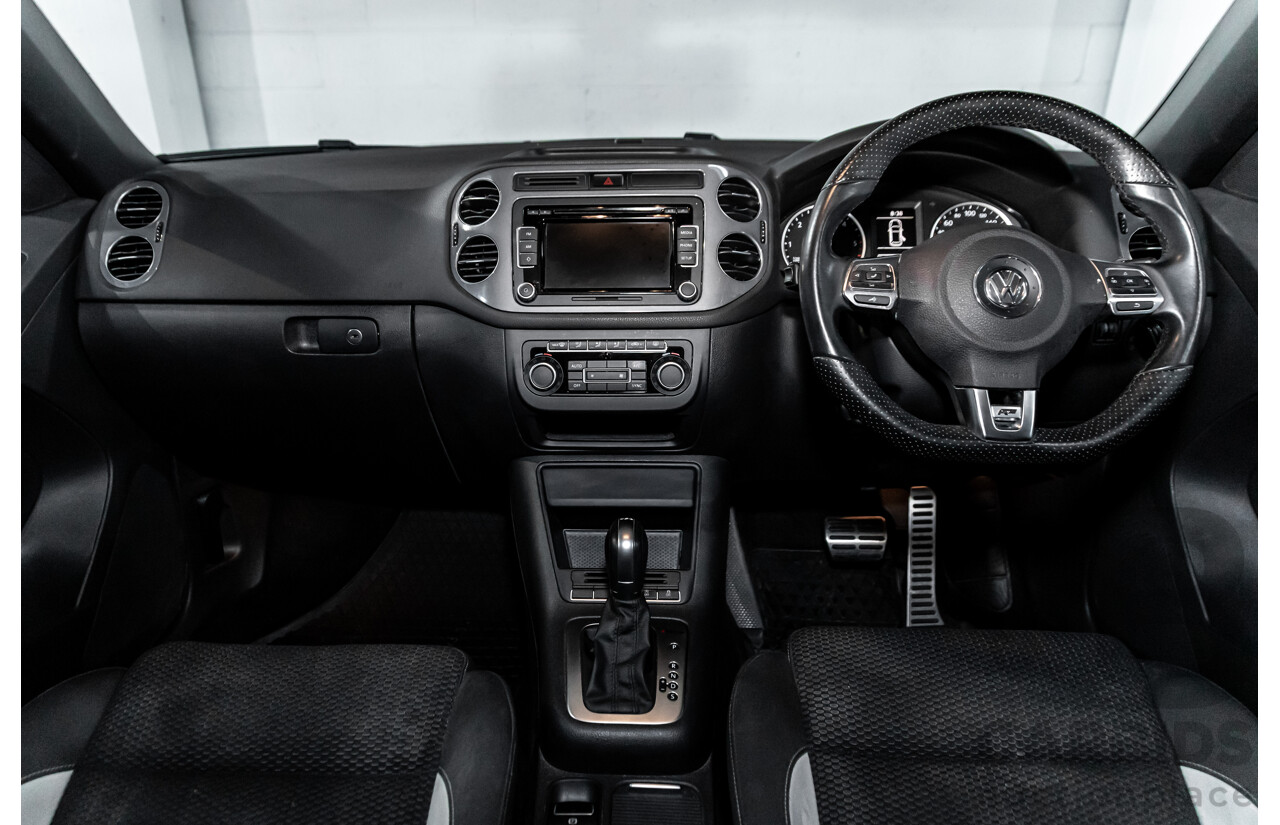 11/2014 Volkswagen Tiguan 130 TDI R-Line (4x4) 5NC MY15 4d Wagon Pure White Turbo Diesel 2.0L