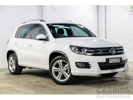 11/2014 Volkswagen Tiguan 130 TDI R-Line (4x4) 5NC MY15 4d Wagon Pure White Turbo Diesel 2.0L