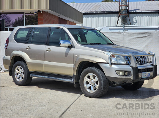 10/2003 Toyota Landcruiser Prado GXL (4x4) GRJ120R 4d Wagon Gold 4.0L