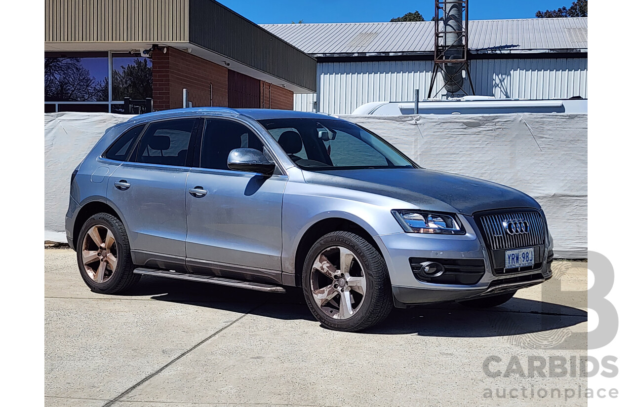 2/2012 Audi Q5 2.0 TFSI Quattro 8R MY12 4d Wagon Grey 2.0L