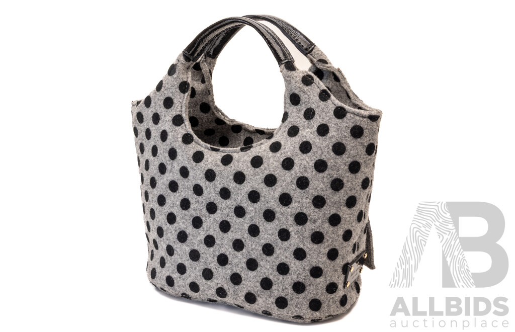 Kate Spade New York Ribbon Motif Tote Bag in Gray and Black. All-over Polka Dot