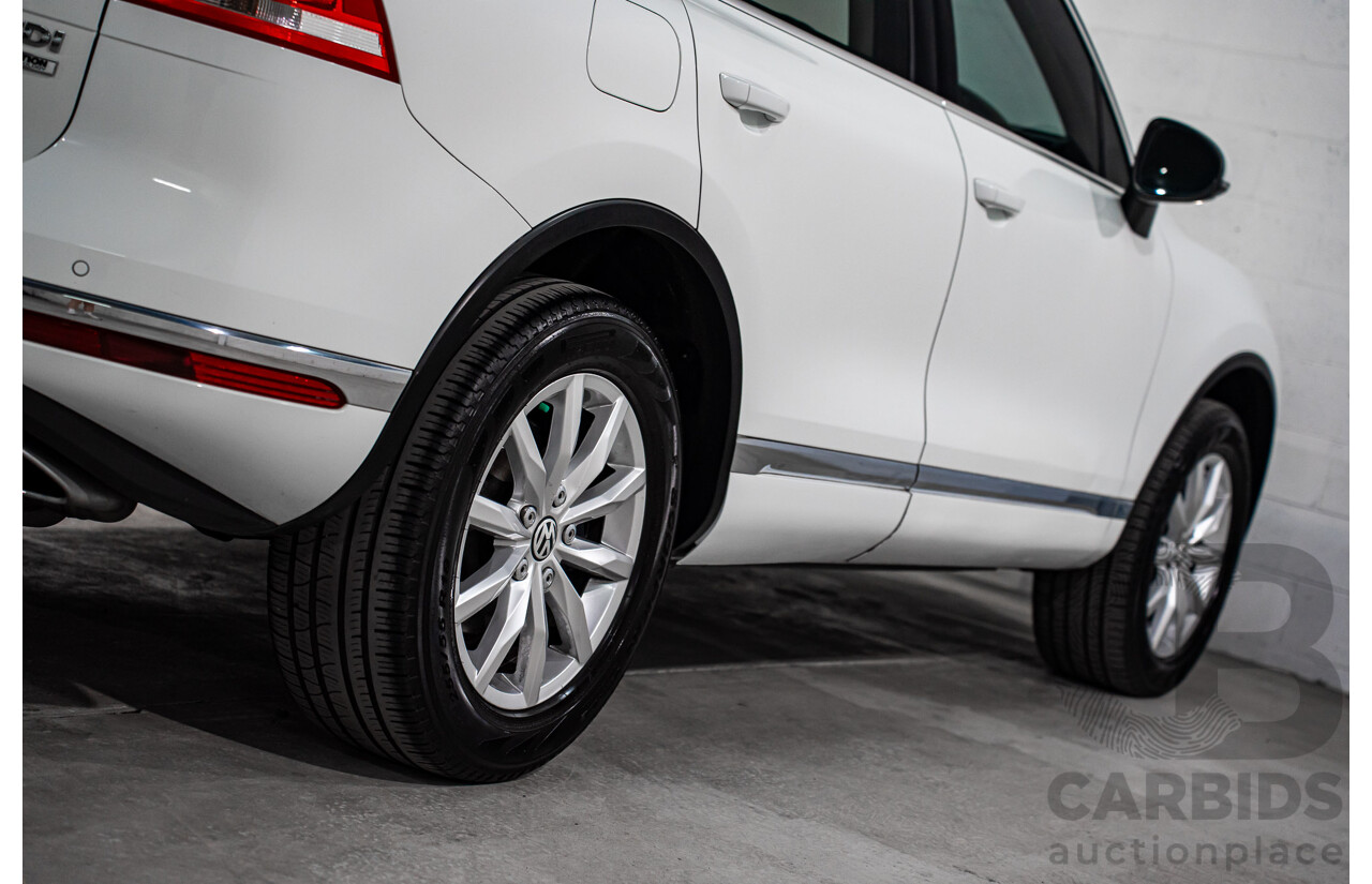 6/2015 Volkswagen Touareg 150 TDI 7P MY16 4d Wagon Pure White Turbo Diesel V6 3.0L