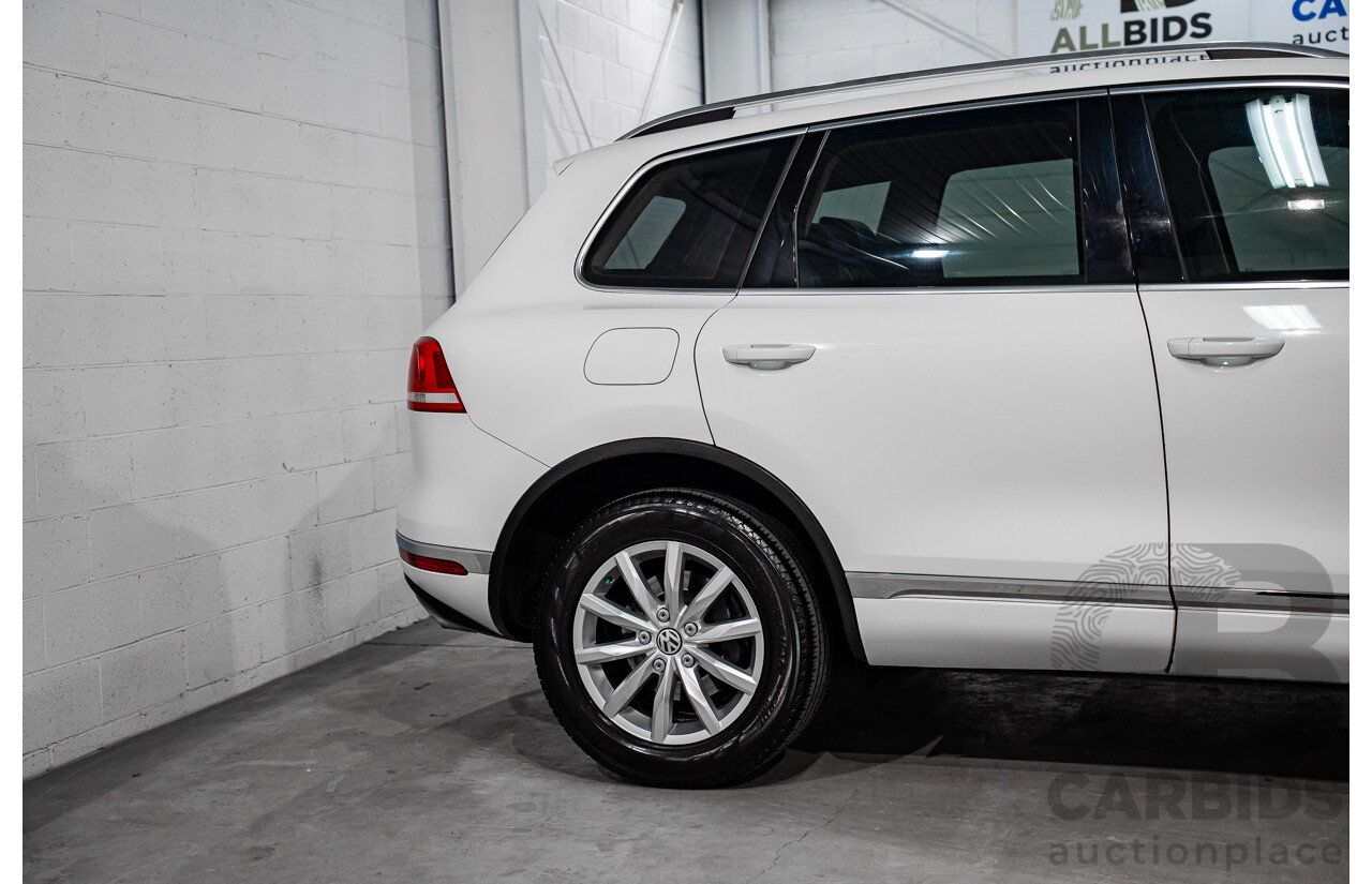 6/2015 Volkswagen Touareg 150 TDI 7P MY16 4d Wagon Pure White Turbo Diesel V6 3.0L