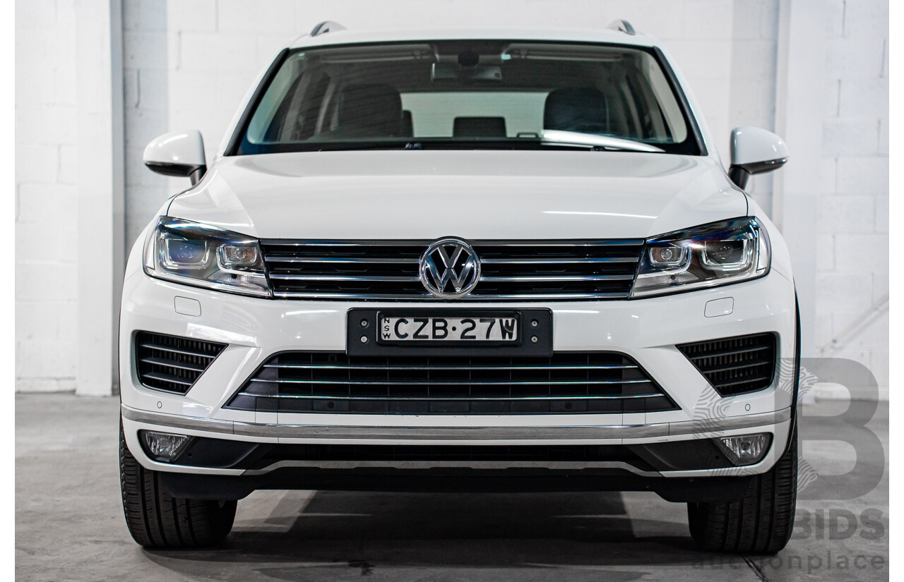 6/2015 Volkswagen Touareg 150 TDI 7P MY16 4d Wagon Pure White Turbo Diesel V6 3.0L