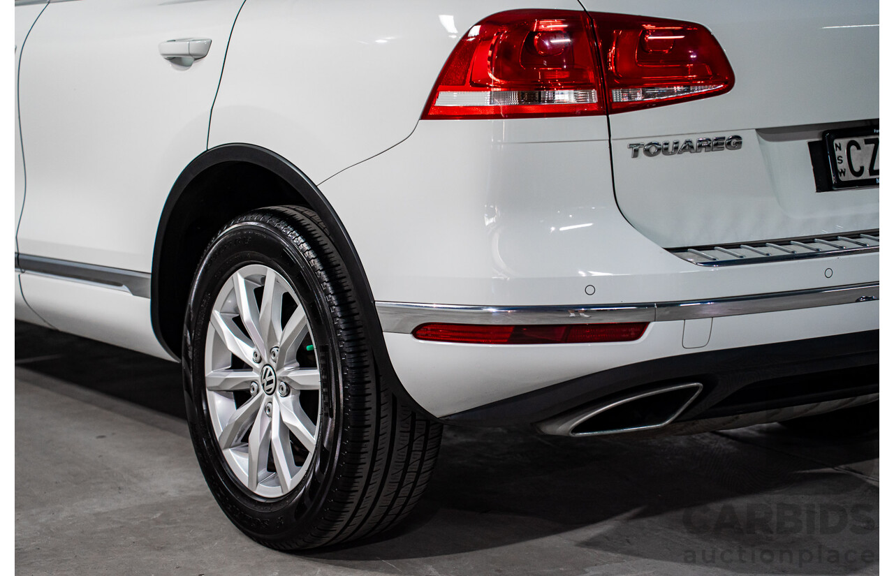 6/2015 Volkswagen Touareg 150 TDI 7P MY16 4d Wagon Pure White Turbo Diesel V6 3.0L