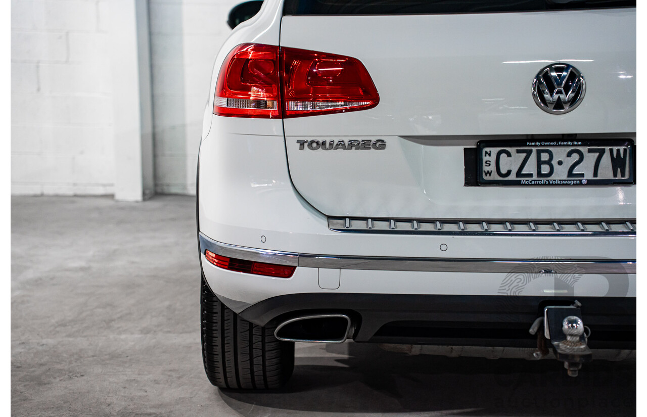 6/2015 Volkswagen Touareg 150 TDI 7P MY16 4d Wagon Pure White Turbo Diesel V6 3.0L