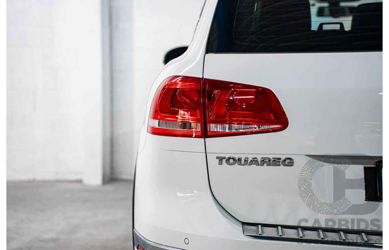6/2015 Volkswagen Touareg 150 TDI 7P MY16 4d Wagon Pure White Turbo Diesel V6 3.0L