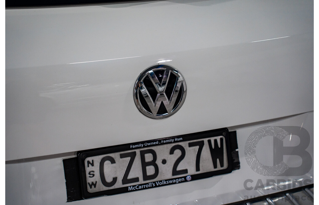 6/2015 Volkswagen Touareg 150 TDI 7P MY16 4d Wagon Pure White Turbo Diesel V6 3.0L