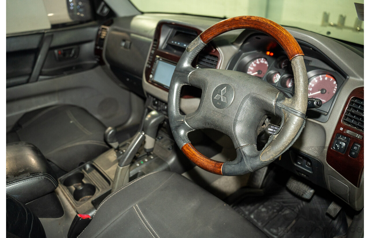 7/2001 Mitsubishi Pajero Exceed LWB (4x4) NM 4d Wagon Cool Silver V6 3.5L