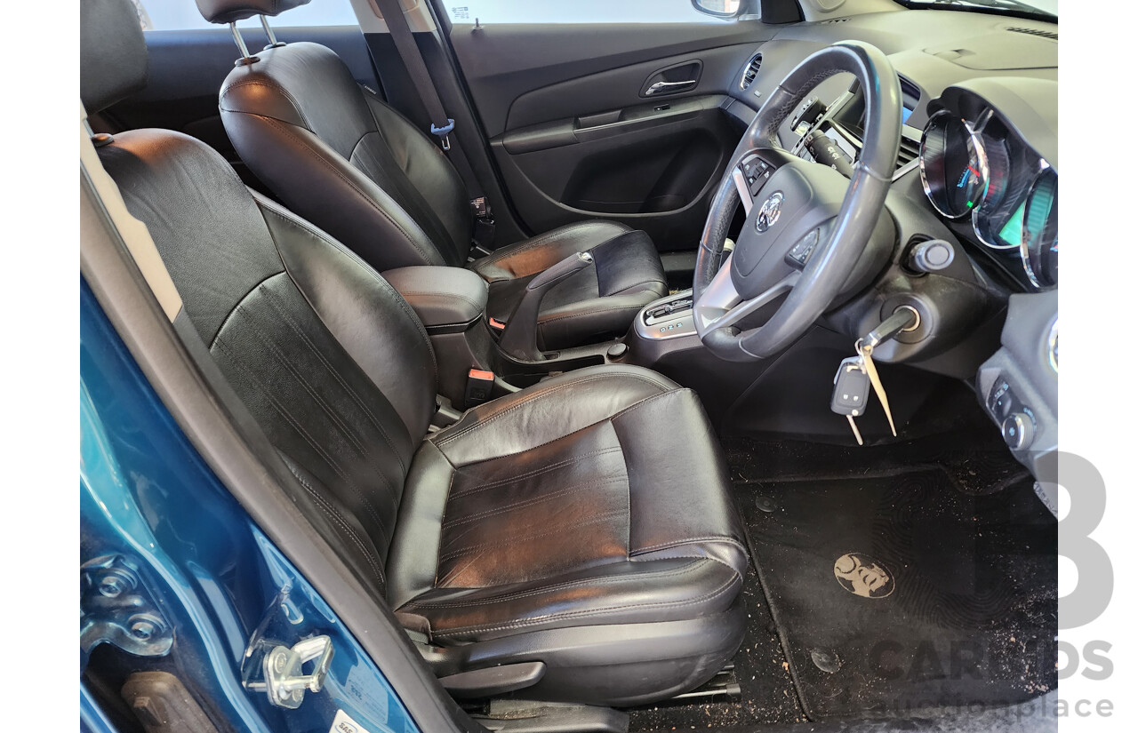 4/2012 Holden Cruze CDX JH MY12 5d Hatchback Blue 2.0L