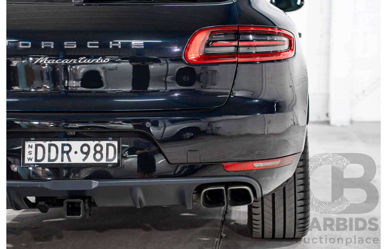 01/2016 Porsche Macan Turbo (AWD) MY16 4d Wagon Jet Black Metallic Twin Turbo V6 3.6L