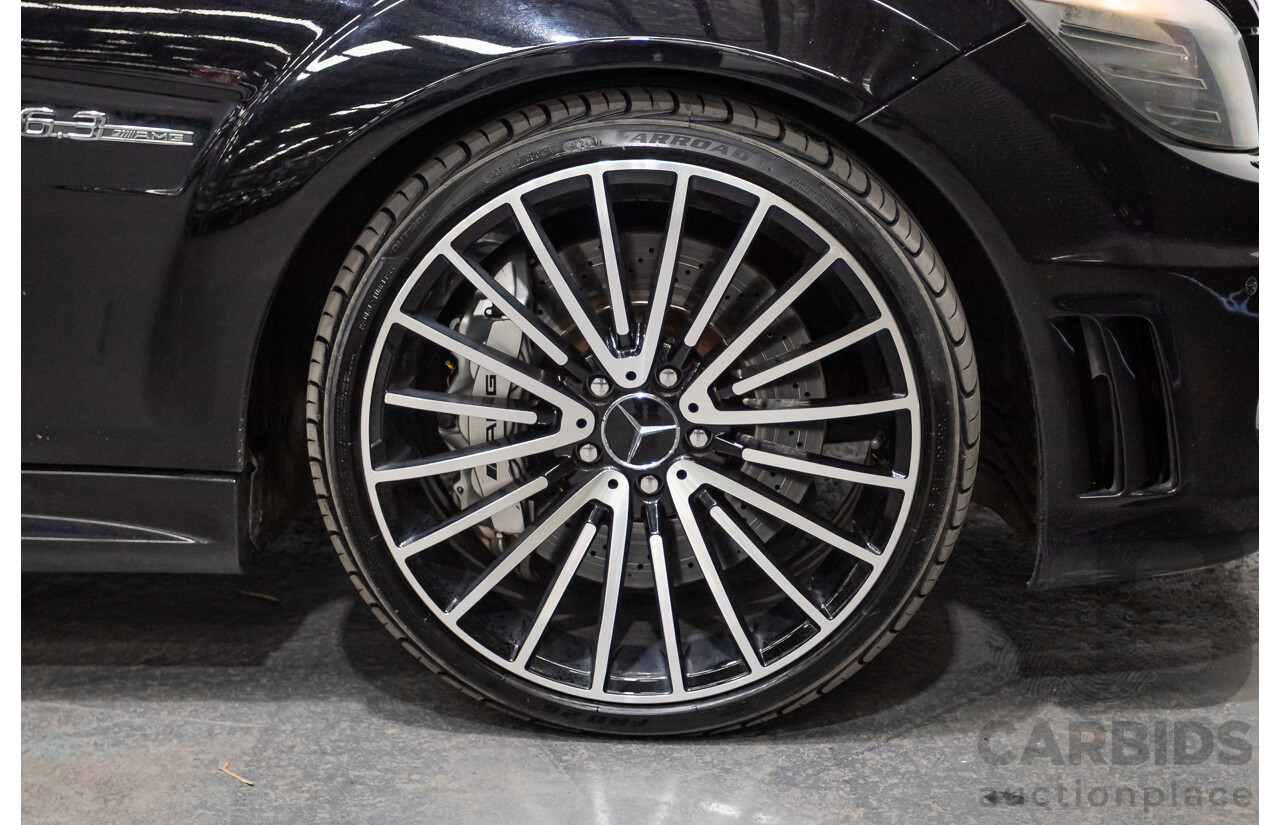 03/2009 Mercedes-Benz C63 AMG W204 4D Sedan Obsidian Black Metallic V8 6.2L