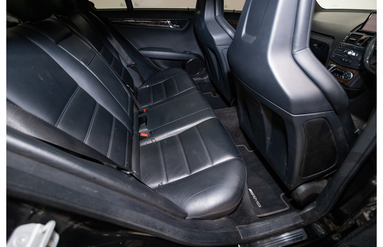 03/2009 Mercedes-Benz C63 AMG W204 4D Sedan Obsidian Black Metallic V8 6.2L