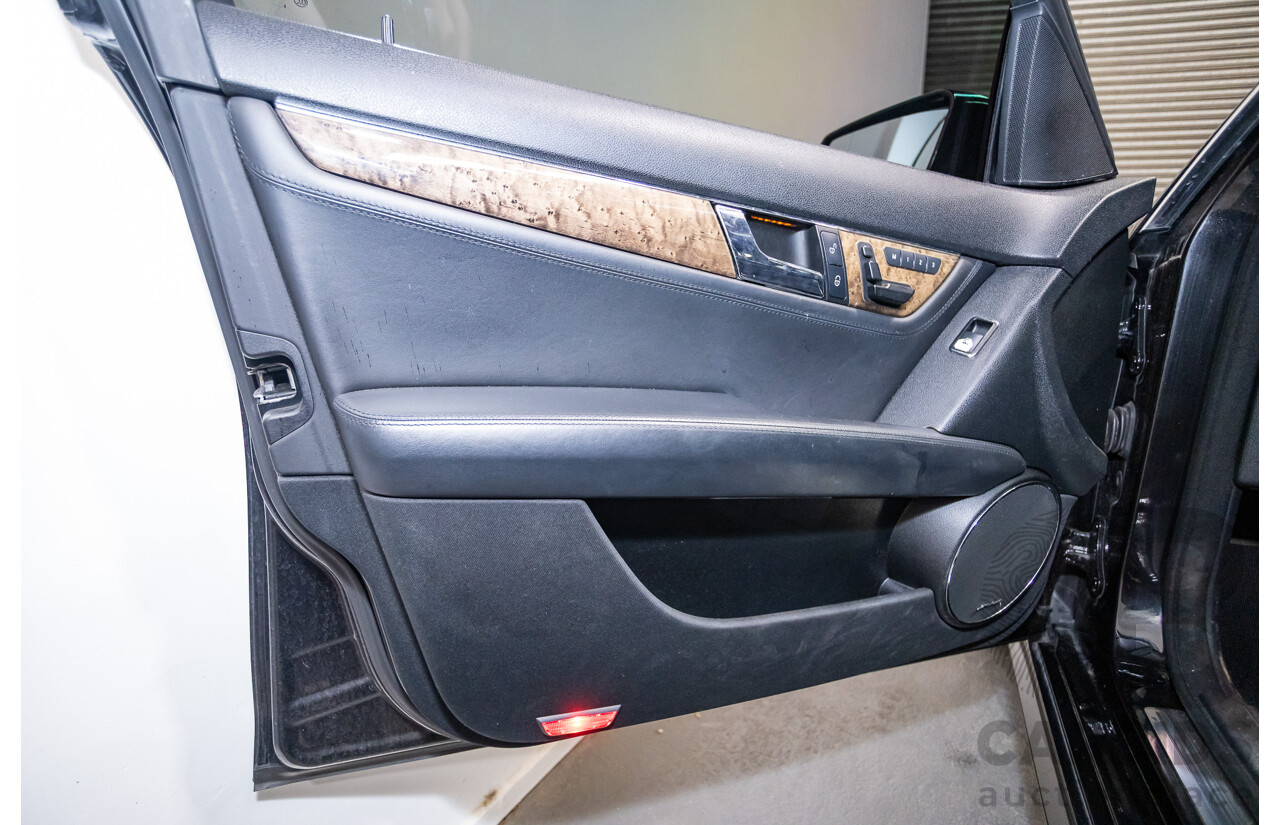 03/2009 Mercedes-Benz C63 AMG W204 4D Sedan Obsidian Black Metallic V8 6.2L