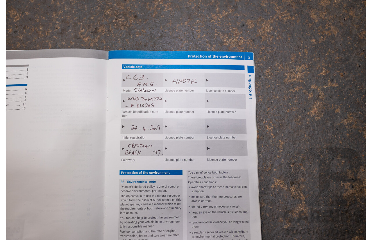 03/2009 Mercedes-Benz C63 AMG W204 4D Sedan Obsidian Black Metallic V8 6.2L