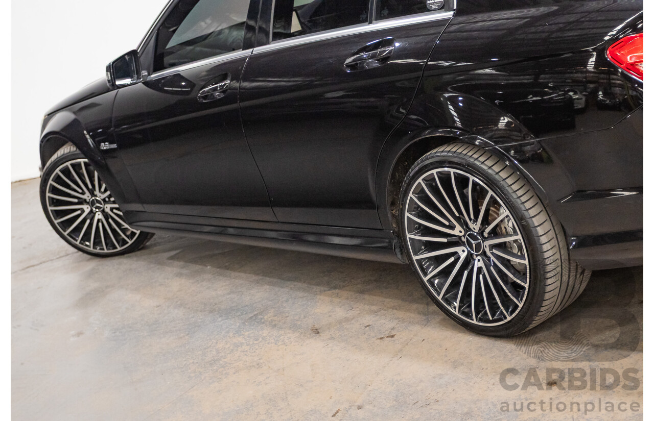 03/2009 Mercedes-Benz C63 AMG W204 4D Sedan Obsidian Black Metallic V8 6.2L