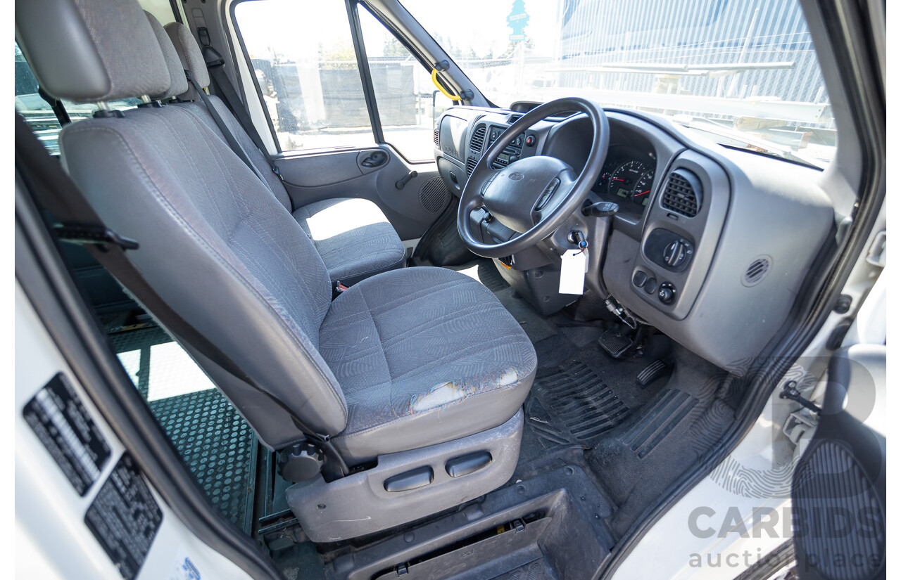 3/2006 Ford Transit VJ Bus Diamond White Turbo Diesel 2.4L