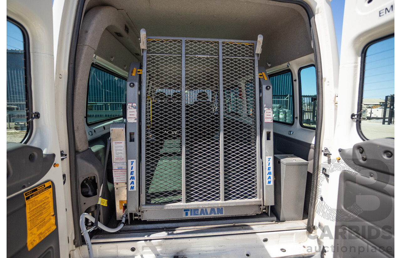 3/2006 Ford Transit VJ Bus Diamond White Turbo Diesel 2.4L