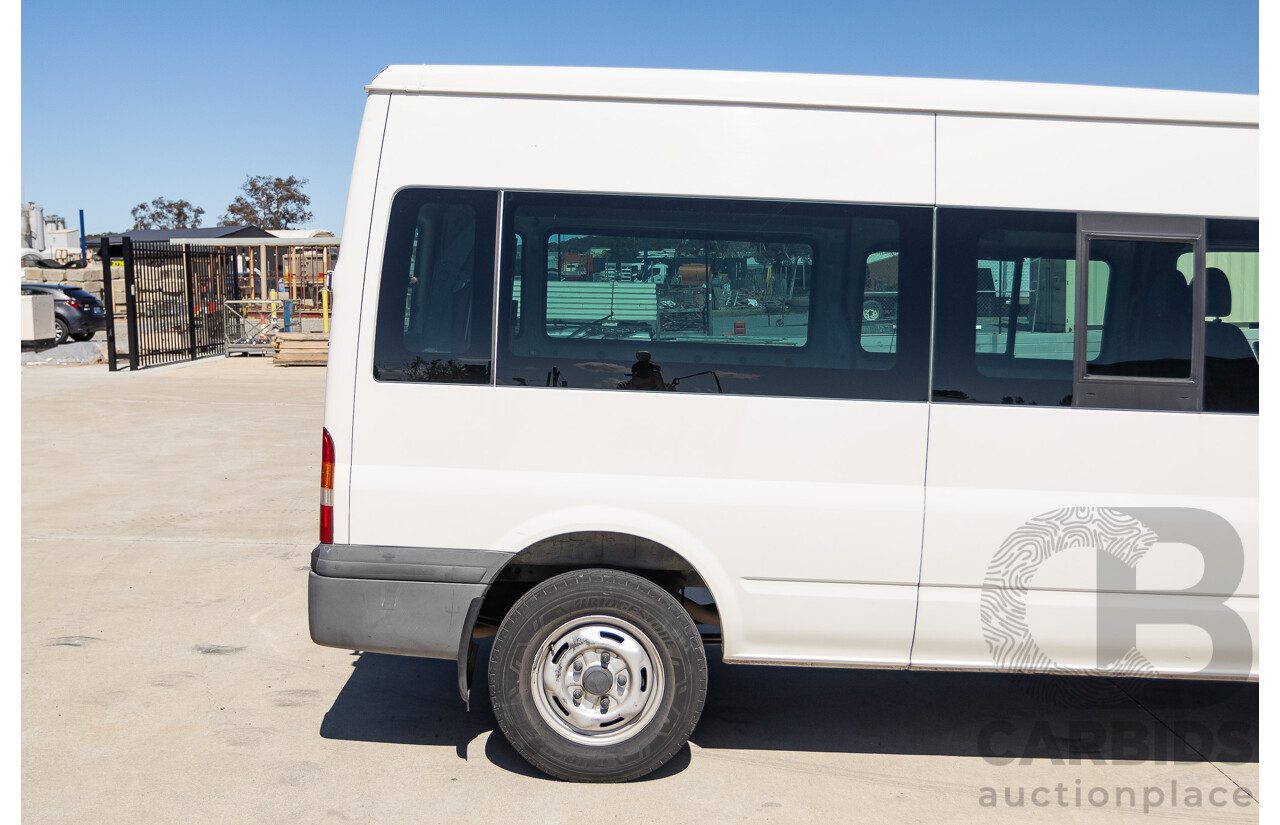 3/2006 Ford Transit VJ Bus Diamond White Turbo Diesel 2.4L