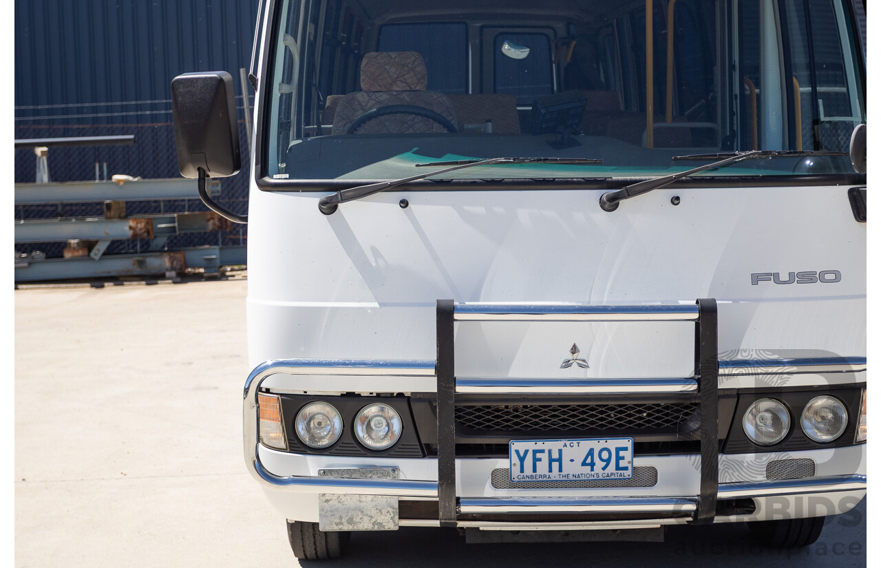 10/2007 Mitsubishi Fuso Rosa Turbo Diesel 3.9L 17 Seater Bus with Braun Vista Commercial Wheelchair Lift