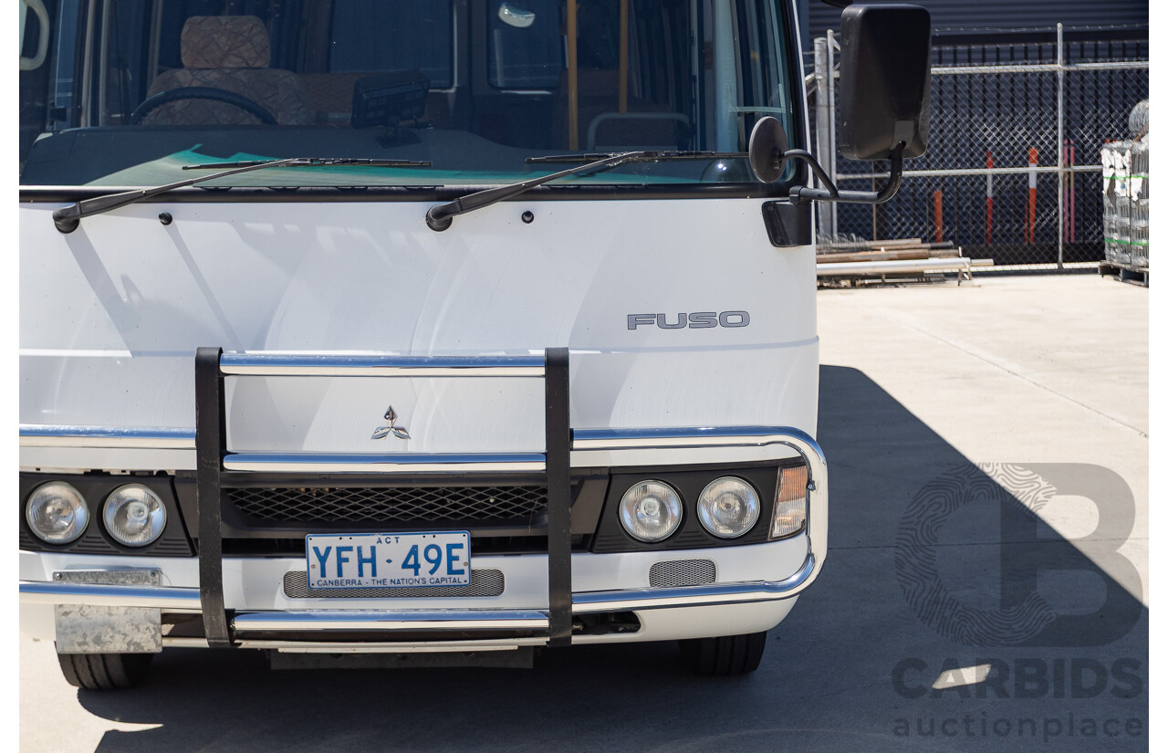 10/2007 Mitsubishi Fuso Rosa Turbo Diesel 3.9L 17 Seater Bus with Braun Vista Commercial Wheelchair Lift