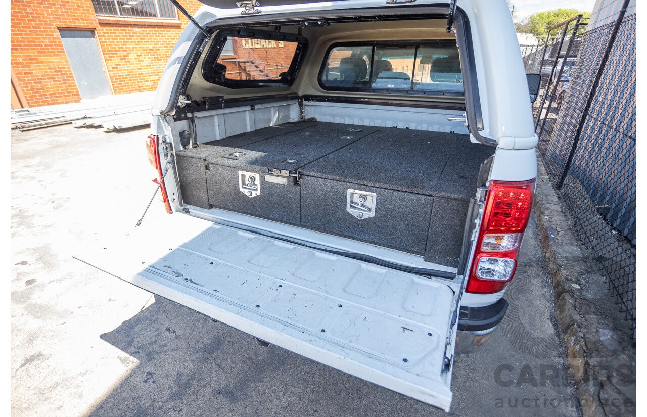 06/2015 Holden Colorado LTZ (4x4) RG MY16 Crew Cab Summit White Turbo Diesel 2.8L