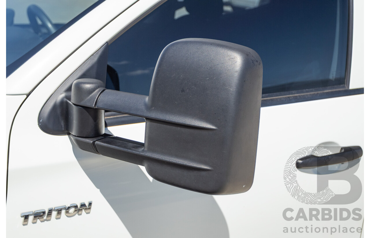 07/2019 Mitsubishi Triton GLX (4x4) MR MY19 C/Chas White 2.4L