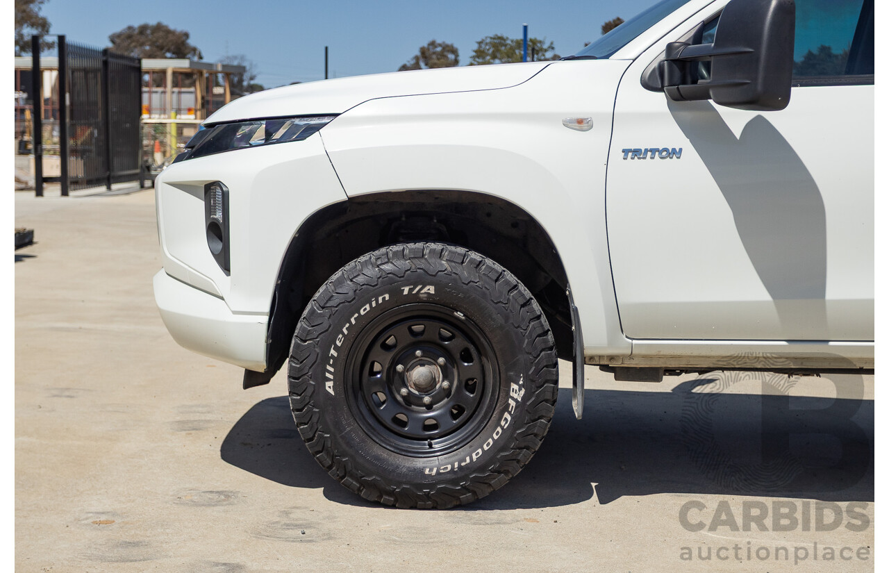 07/2019 Mitsubishi Triton GLX (4x4) MR MY19 C/Chas White 2.4L