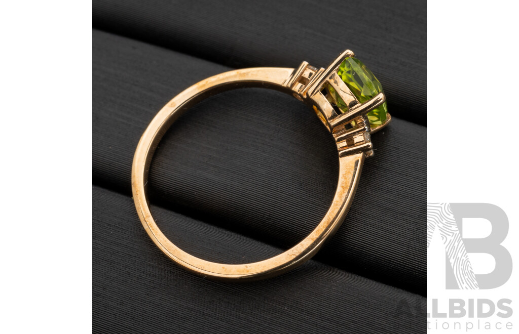 BRAND NEW - 9ct Yellow Gold Peridot & Diamond Ring, TDW0.06ct, Size L, 1.78 Grams