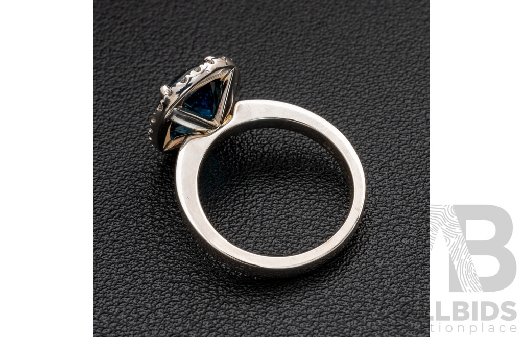 BRAND NEW - 18ct White Gold London Blue Topaz & Diamond Halo Ring, S5.12ct/TDW0.55ct, Size O, 8.97 Grams