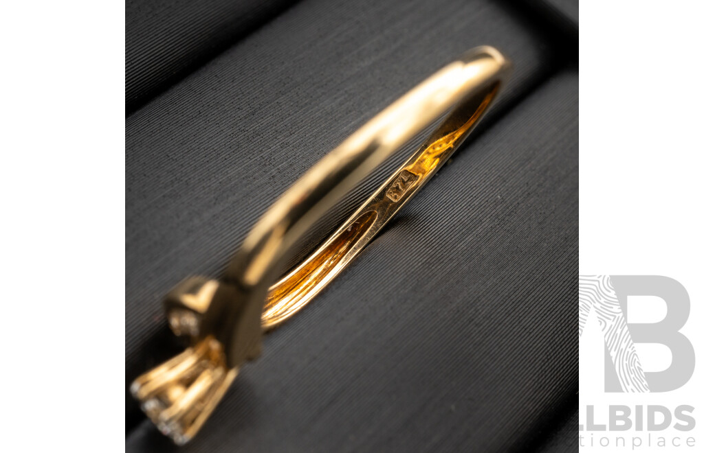 BRAND NEW - 9ct Yellow Gold Diamond Bridal Set, Est TDW 0.25ct, Size N, 3.30 Grams