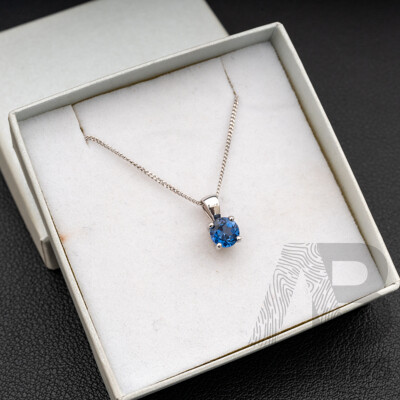 BRAND NEW - 9ct White Gold Ceylon Sapphire Pendant & Necklace, 6mm, 45cm, 2.66 Grams