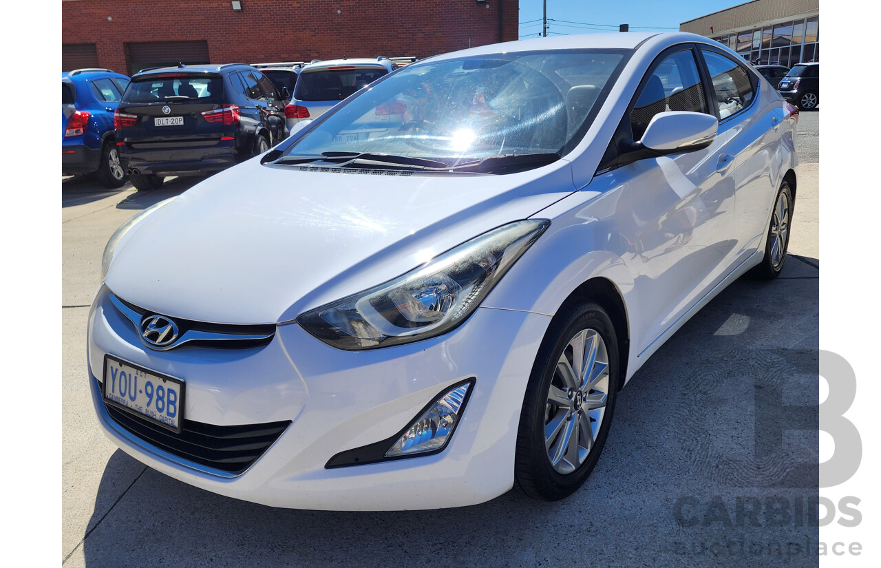 12/2015 Hyundai Elantra Active Special Edition MD SERIES 2 (MD3) 4d Sedan White 1.8L