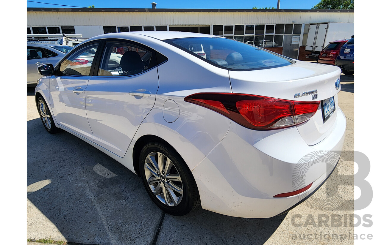 12/2015 Hyundai Elantra Active Special Edition MD SERIES 2 (MD3) 4d Sedan White 1.8L
