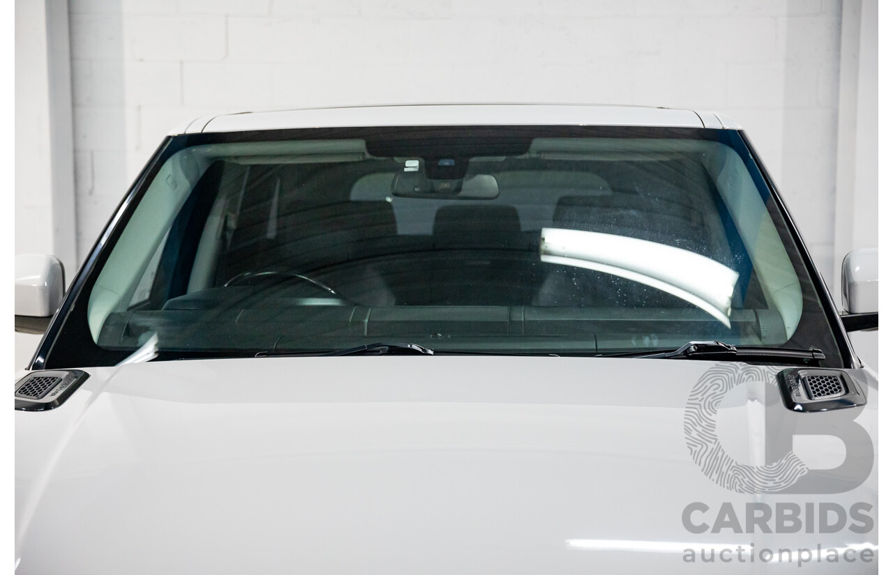 11/2014 Land Rover Range Rover Sport 3.0 TDV6 SE LW 4d Wagon Fuji White Turbo Diesel 3.0L - 7 Seater