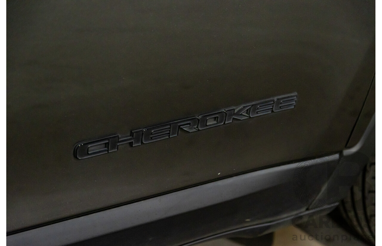 04/2019 Jeep Cherokee Night Eagle (4x4) KL MY19 4d Wagon Granite Crystal Pearl V6 3.2L
