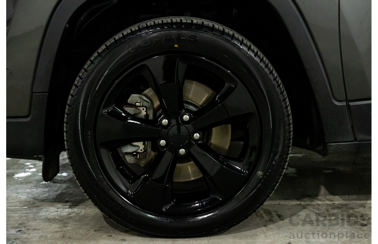 04/2019 Jeep Cherokee Night Eagle (4x4) KL MY19 4d Wagon Granite Crystal Pearl V6 3.2L