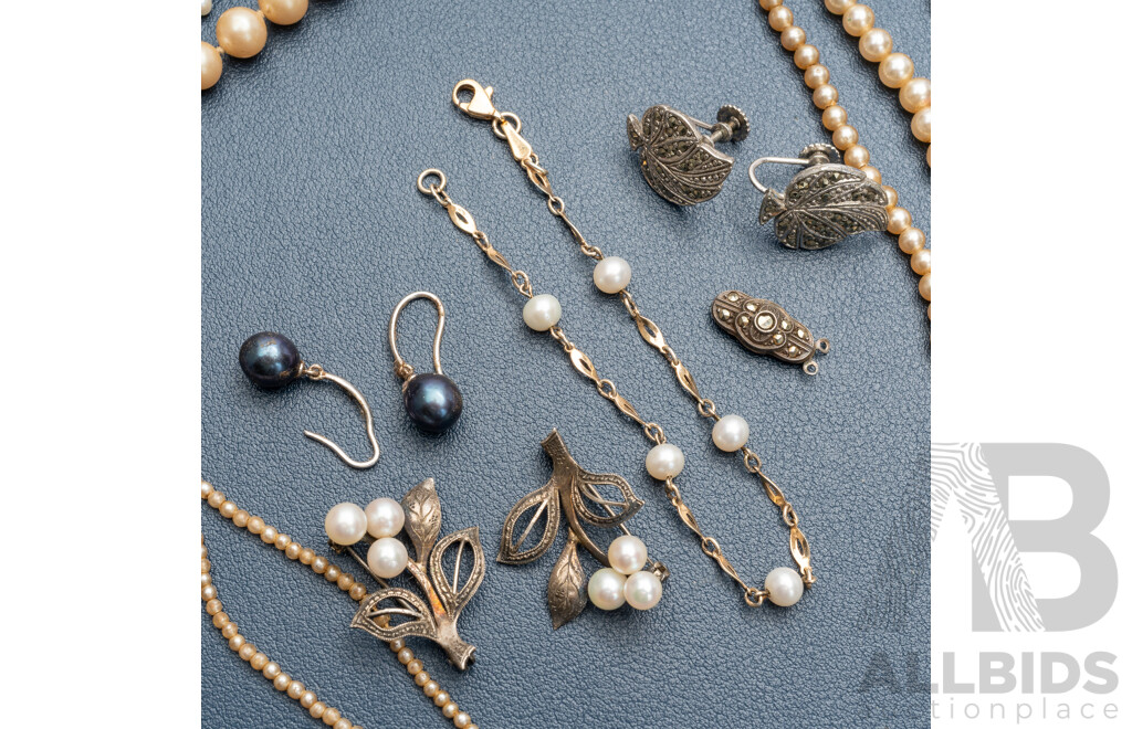 Collection of Vintage Cultured and Glass Pearl Jewellery with Sterling Silver