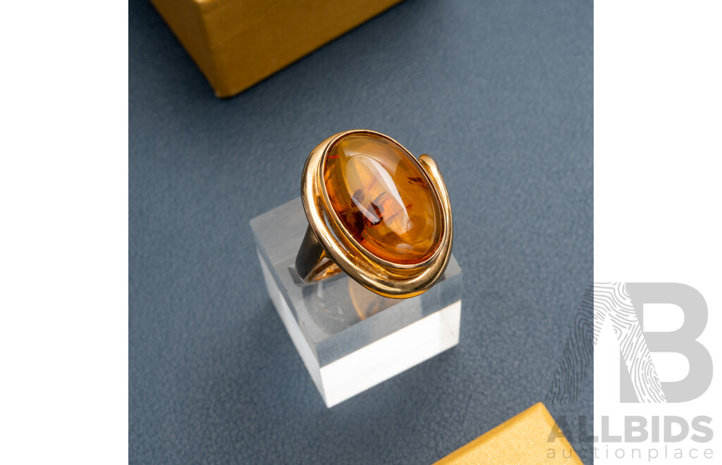 Vintage Gold Tone Sterling Silver Amber Cabochon Cocktail Ring, Size N, 7.52 Grams