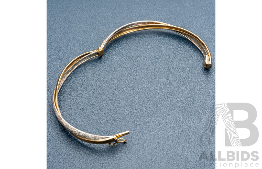 9ct Yellow & White Gold Twist Hinged Startdust Bangle, 63mm, 8.78 Grams