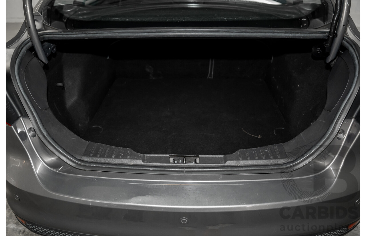 8/2012 Ford Focus Trend LW 4d Sedan Lunar Sky Metallic 2.0L