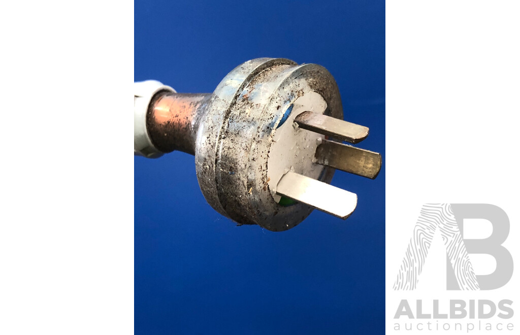 Smith Chips Branded Vending Machine