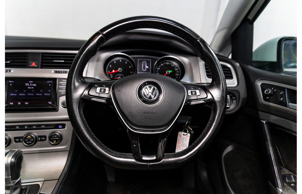 7/2014 Volkswagen Golf 90 TSI Comfortline AU MY14 4d Wagon Pure White Turbo 1.4L